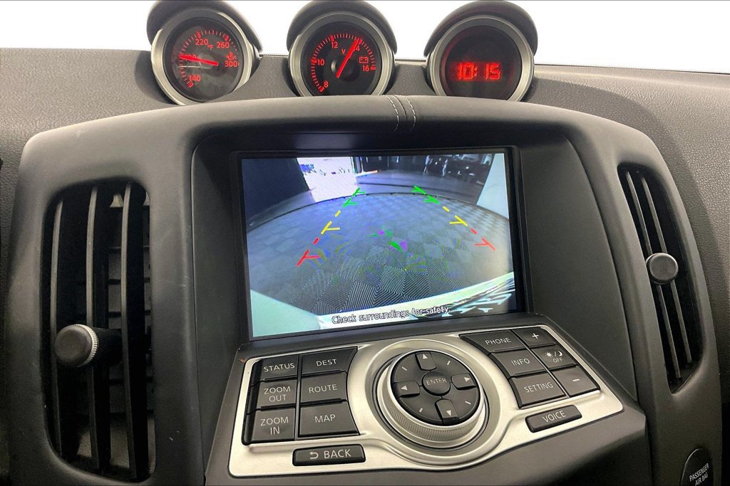 Used 2018 Nissan 370Z Touring RWD image 26
