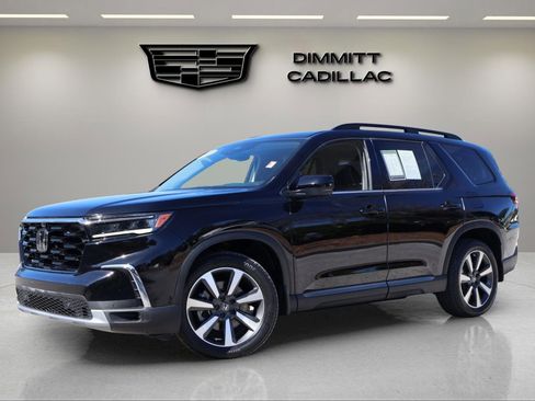 Used 2023 Honda Pilot Elite image 3