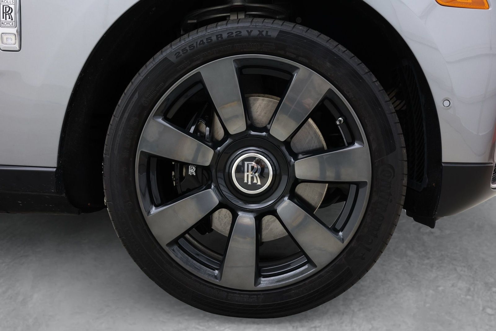 Certified 2023 Rolls-Royce Cullinan w/ Cullinan Package AWD/4WD image 8