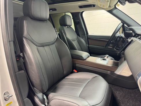Used 2024 Land Rover Range Rover SE AWD/4WD image 31