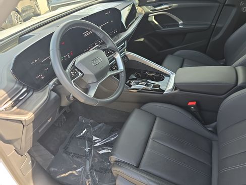 Used 2025 Audi Q5 Premium Plus w/ Premium Plus AWD/4WD image 15