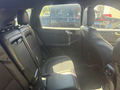 Used 2024 Ford Escape ST-Line w/ Tech Pack #1 AWD/4WD image 11
