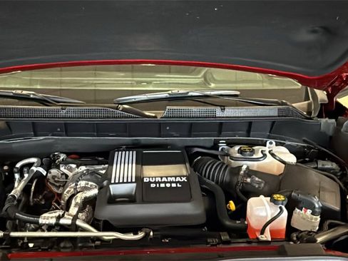 Used 2025 Chevrolet Silverado 1500 LTZ w/ LTZ Premium Package image 11