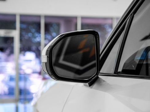 Used 2023 Rivian R1S Adventure image 38