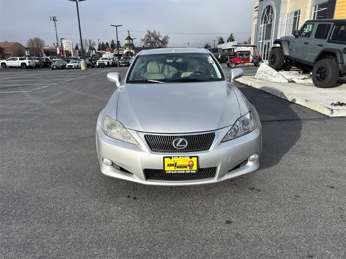 Used 2010 Lexus IS 250C image 5