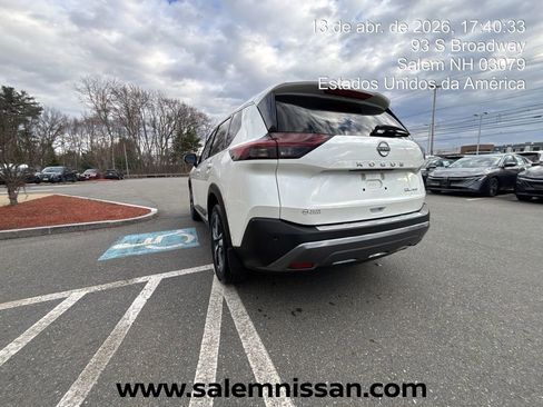 Certified 2023 Nissan Rogue SL w/ SL Premium Package image 17