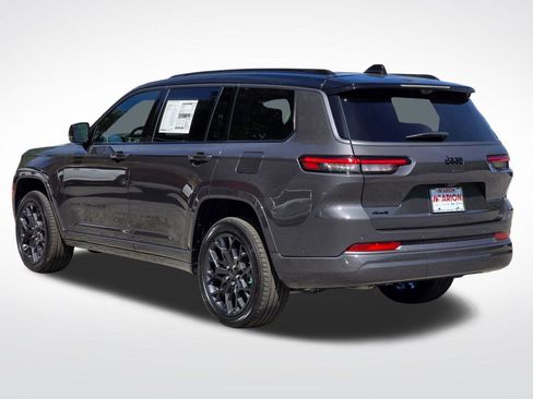 New 2026 Jeep Grand Cherokee L Summit AWD/4WD image 18