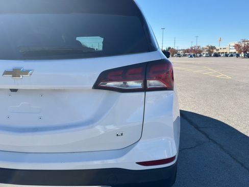 Used 2023 Chevrolet Equinox LT image 5