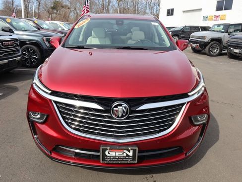 Used 2023 Buick Enclave Essence w/ Experience Buick Package image 3