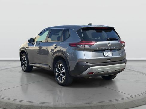 Certified 2023 Nissan Rogue SV FWD image 5
