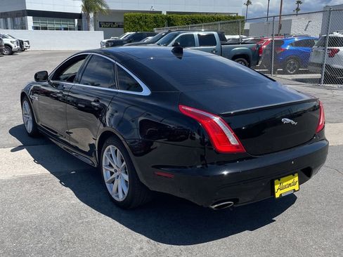 Used 2016 Jaguar XJ R-Sport RWD image 4