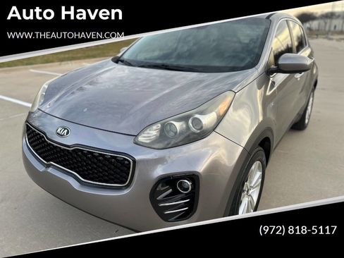Used 2017 Kia Sportage LX image 1