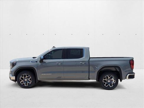New 2025 GMC Sierra 1500 SLE image 5