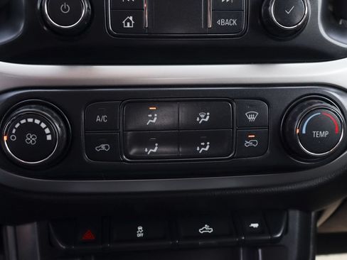 Used 2019 Chevrolet Colorado LT AWD/4WD image 31