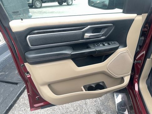 Used 2019 RAM 1500 Big Horn AWD/4WD image 17