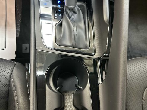 New 2026 Hyundai Elantra Limited FWD image 19