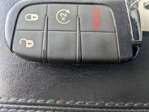 Used 2025 Jeep Compass Limited AWD/4WD image 27