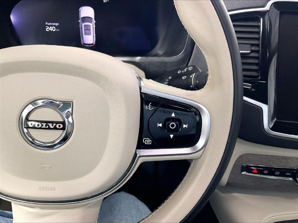 Used 2024 Volvo XC90 B6 Plus w/ Protection Package Premier AWD/4WD image 25