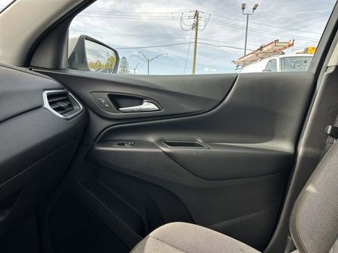Used 2020 Chevrolet Equinox LT FWD image 41
