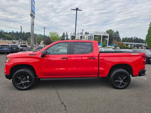 Used 2024 Chevrolet Silverado 1500 LT Trail Boss w/ Convenience Package II AWD/4WD image 8