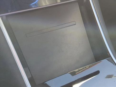 Used 2018 Tesla Model 3 Long Range image 14