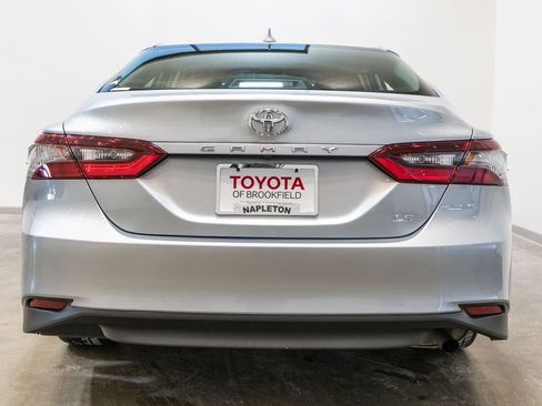 Used 2024 Toyota Camry LE FWD image 8