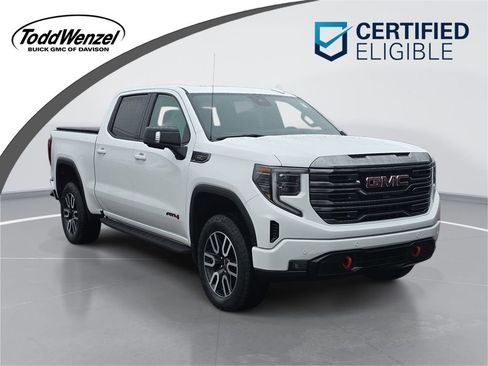 Used 2023 GMC Sierra 1500 AT4 w/ AT4 Premium Package AWD/4WD image 1