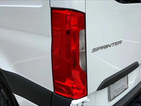 New 2026 Mercedes-Benz Sprinter 2500 image 19