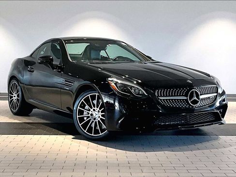Used 2017 Mercedes-Benz SLC 43 AMG image 12