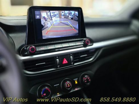 Used 2016 Kia Forte LX FWD image 19