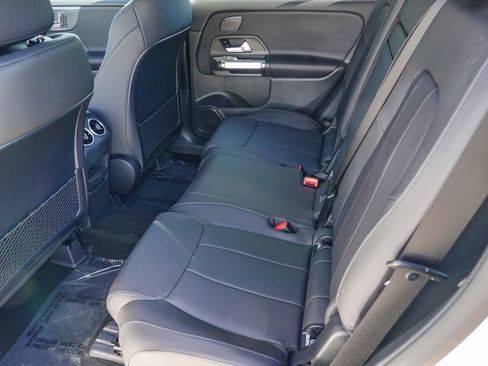 New 2026 Mercedes-Benz GLB 250 image 17