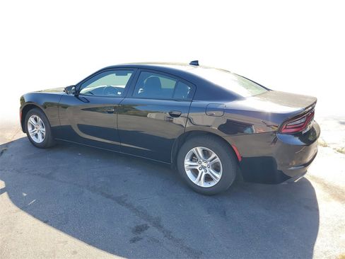 Used 2023 Dodge Charger SXT image 4