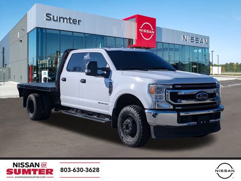 Used 2021 Ford F350 XLT image 1