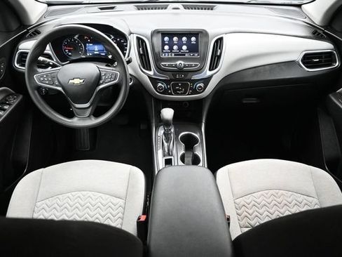 Used 2023 Chevrolet Equinox LT FWD image 17