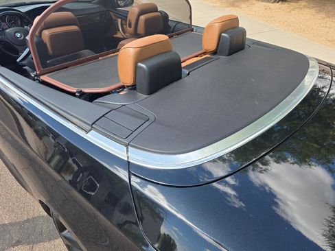 Used 2012 BMW 335i Convertible image 7