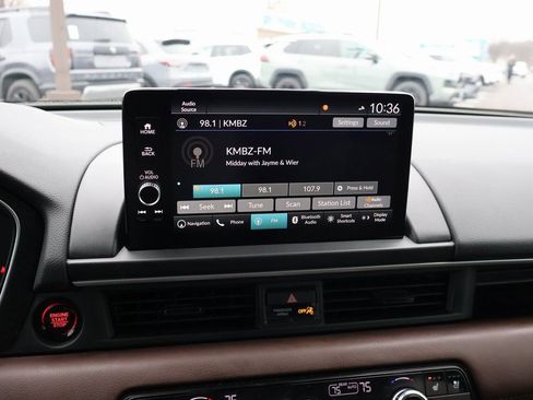 Certified 2025 Honda Pilot Elite image 22