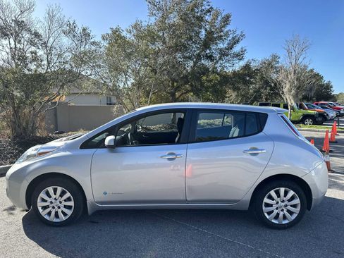 Used 2016 Nissan Leaf S w/ Charger Package image 3