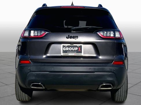 Used 2019 Jeep Cherokee Latitude Plus image 5