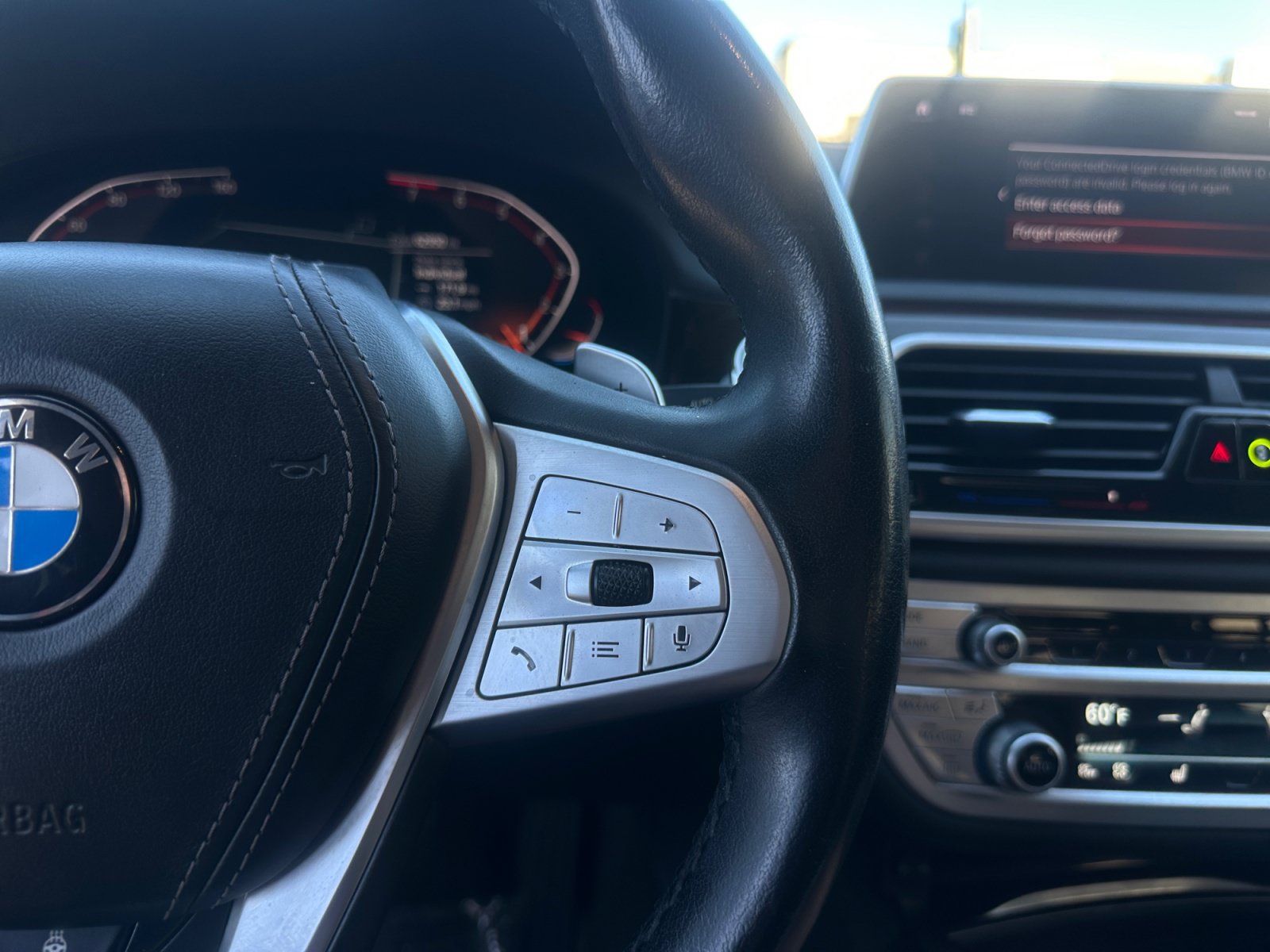 Used 2021 BMW 740i RWD image 19