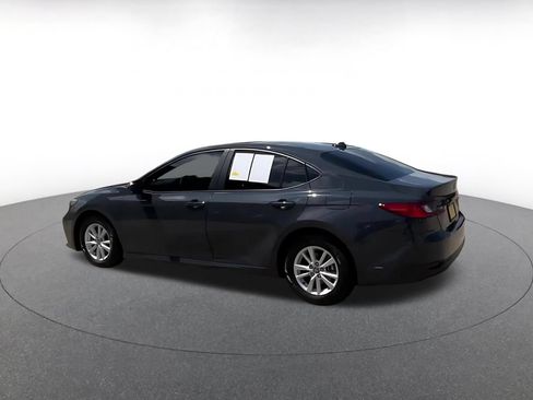 Used 2025 Toyota Camry LE FWD image 10