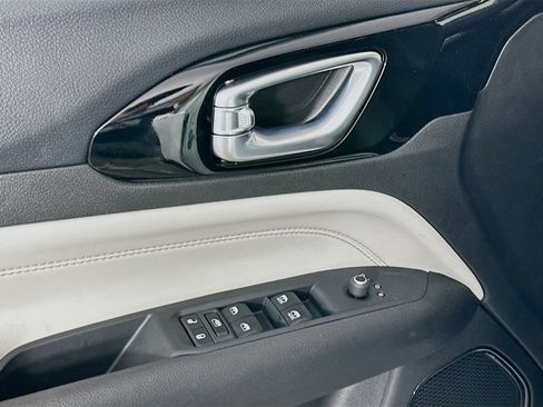 Certified 2025 Jeep Compass Limited AWD/4WD image 26