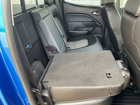Used 2018 Chevrolet Colorado Z71 AWD/4WD image 36