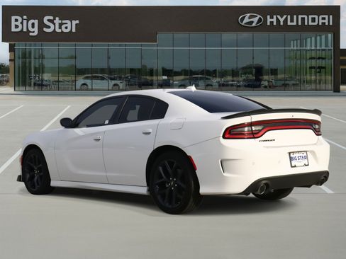 Used 2022 Dodge Charger R/T w/ Blacktop Package image 3