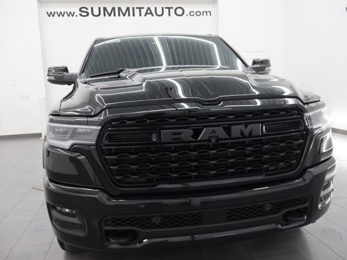 Used 2025 RAM 1500 Limited AWD/4WD image 24