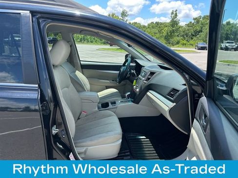 Used 2012 Subaru Outback 2.5i Premium AWD/4WD image 17