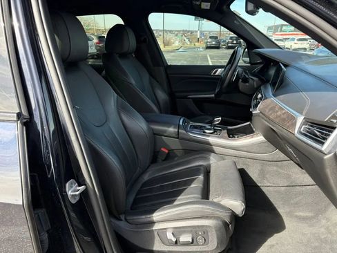 Used 2021 BMW X5 xDrive40i w/ M Sport Package AWD/4WD image 21