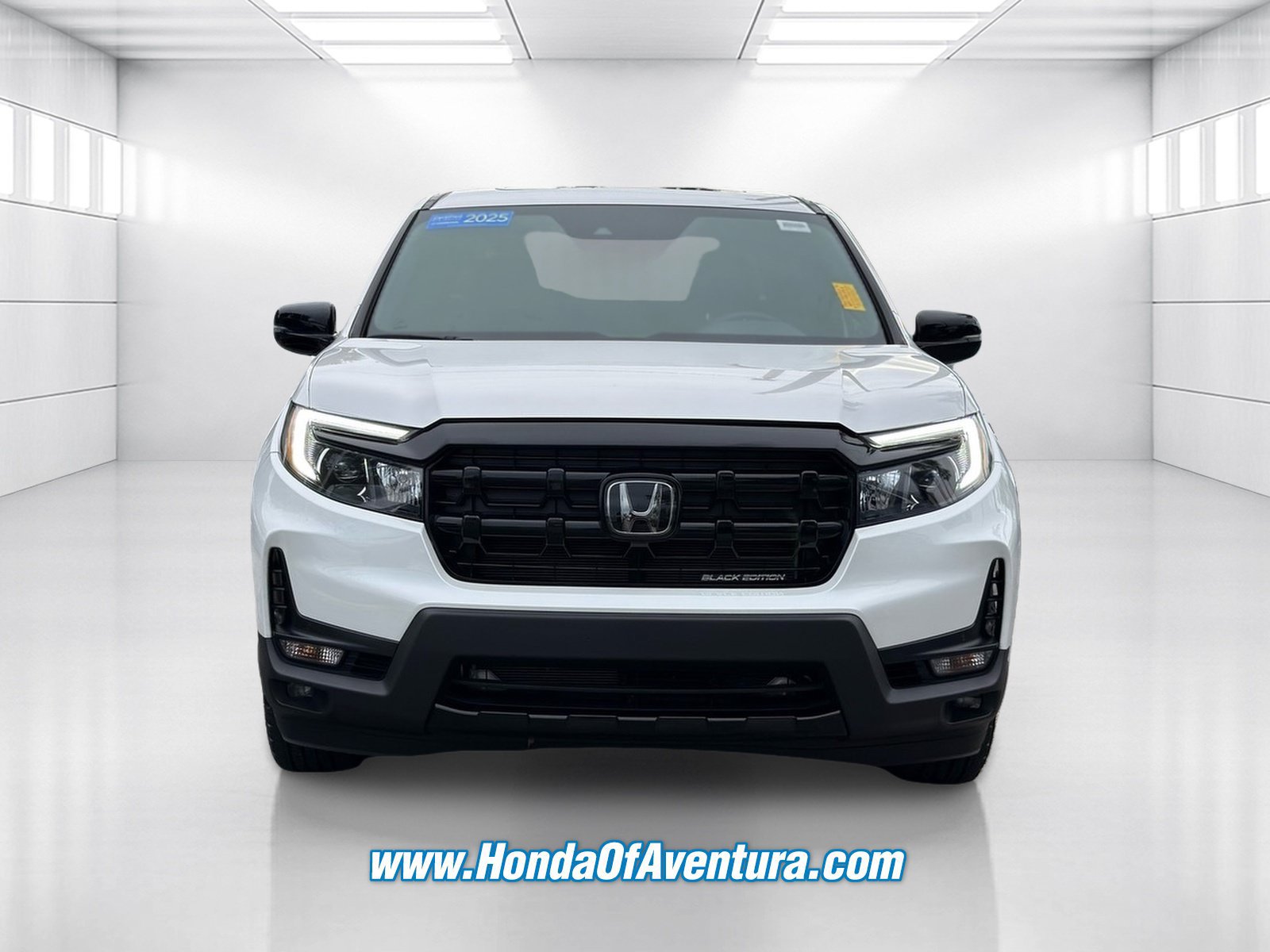 Certified 2025 Honda Ridgeline Black Edition image 2