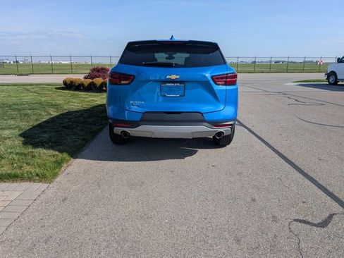 Used 2024 Chevrolet Blazer LT w/ LPO, Floor Liner Package FWD image 7