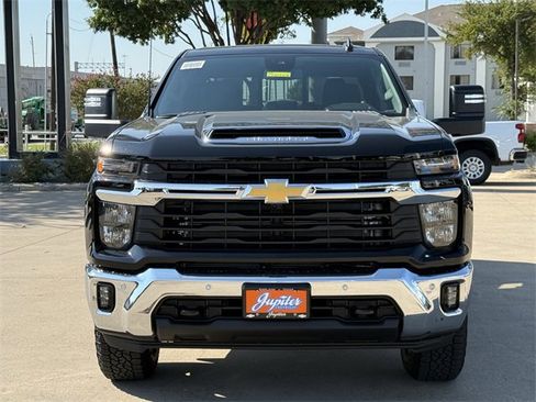 New 2026 Chevrolet Silverado 2500 LT w/ Texas Edition image 8