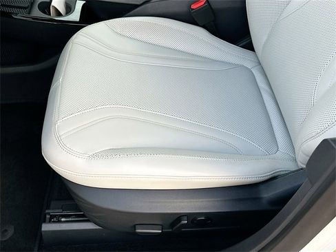 Used 2023 Ford Mustang Mach-E Premium image 20